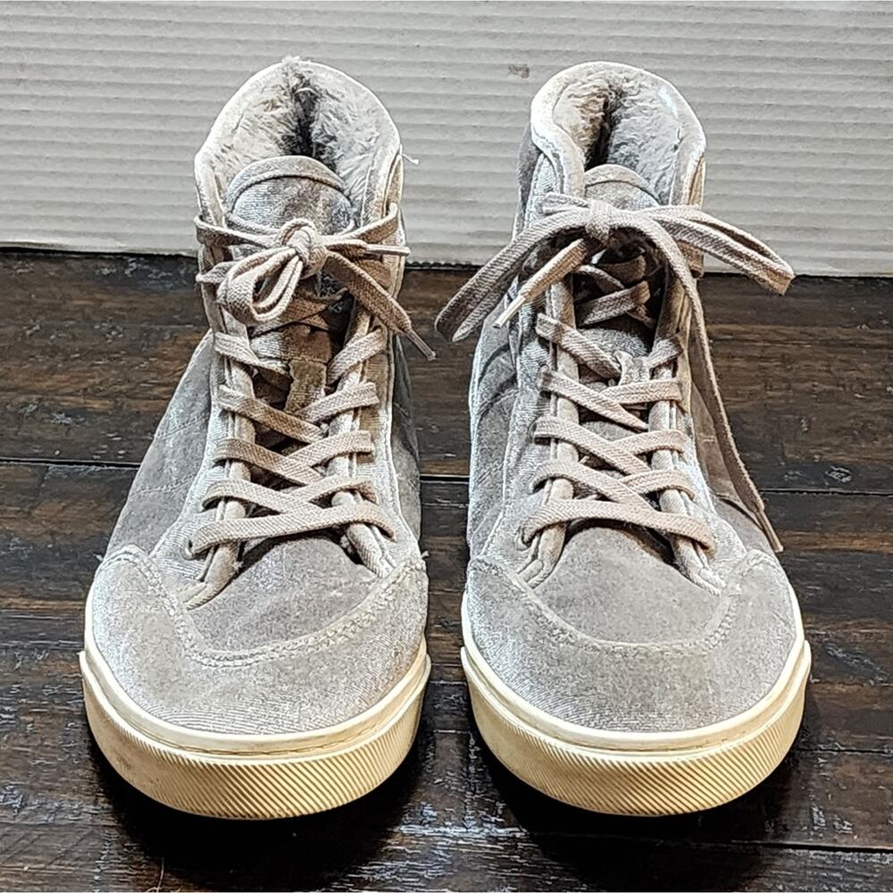 Old navy Grey suede faux fur high top sneakers size 10